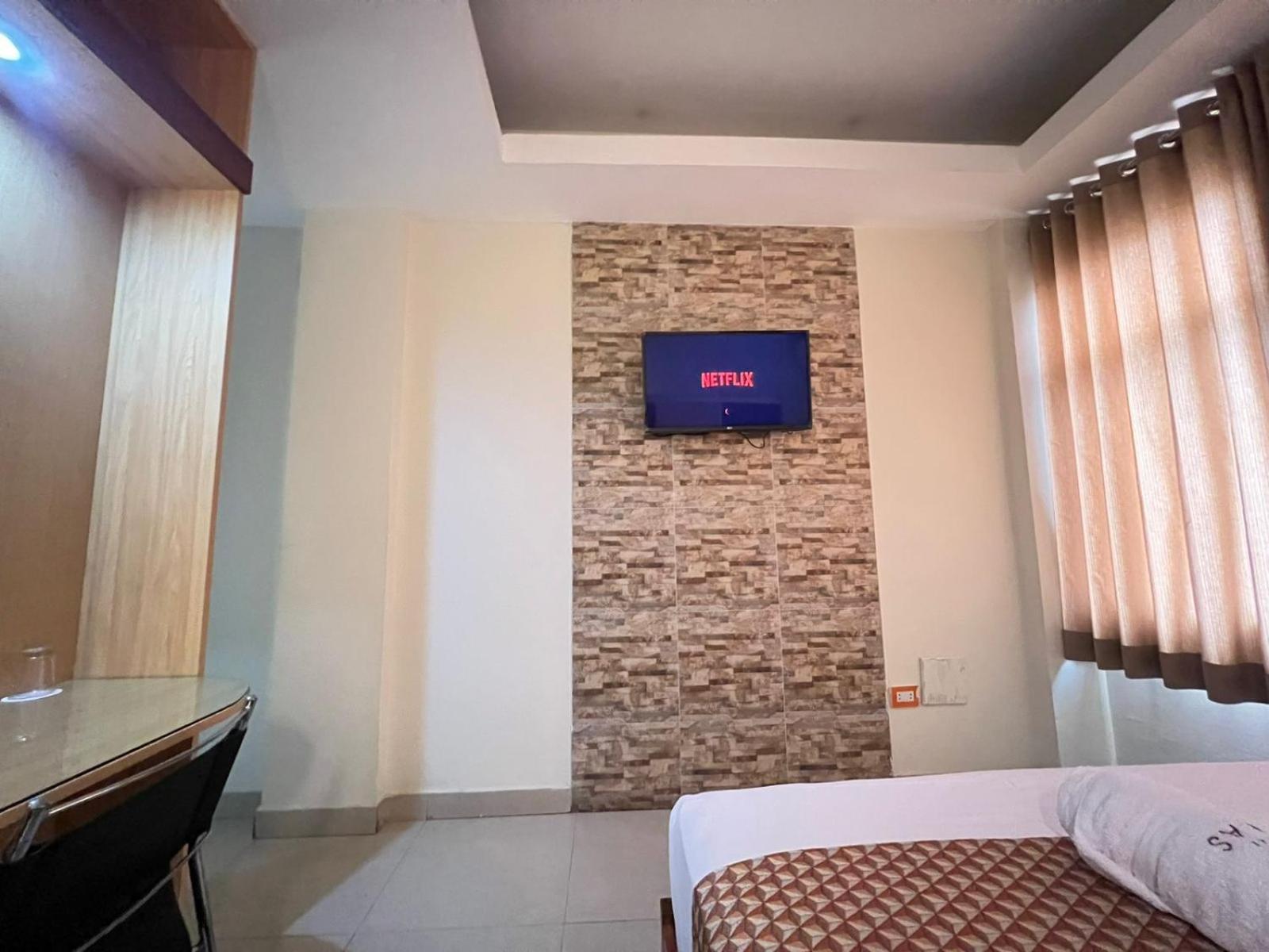Hotel Nilas ตาราโปโต ภายนอก รูปภาพ